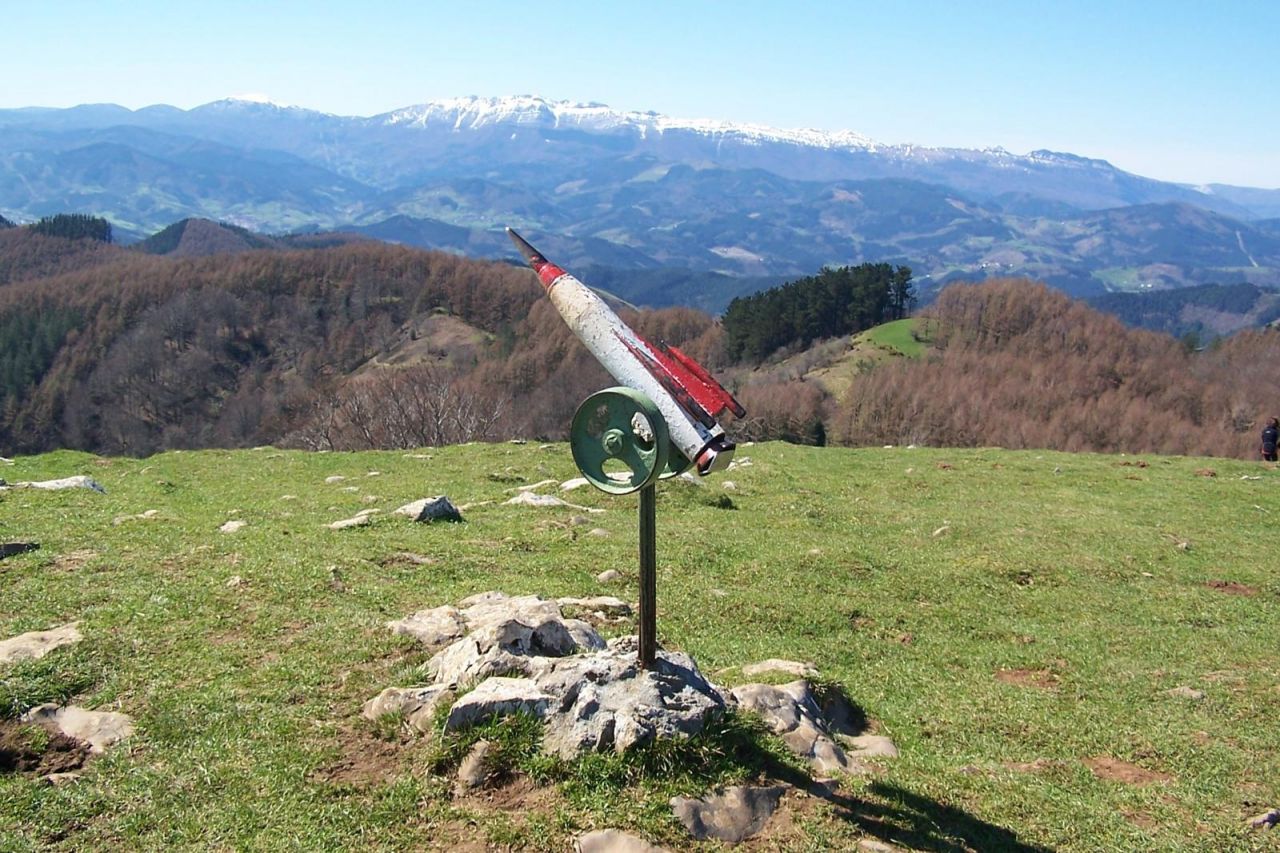 Mendi irteera igandean, Pikuk kirol klubak antolatuta