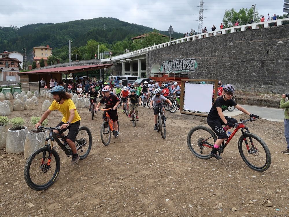 La escuela de bicicletas, de octubre a diciembre