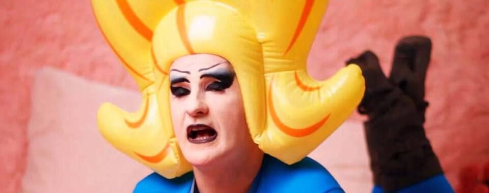 Larunbatean, Yogurinha Borova antzokian