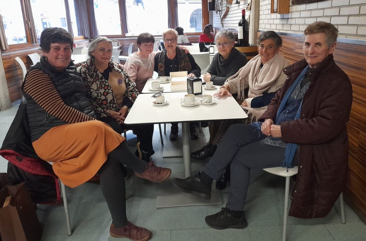 El Ayuntamiento ofrecerá el programa Zainduz Zaindu, dirigida a las personas cuidadoras