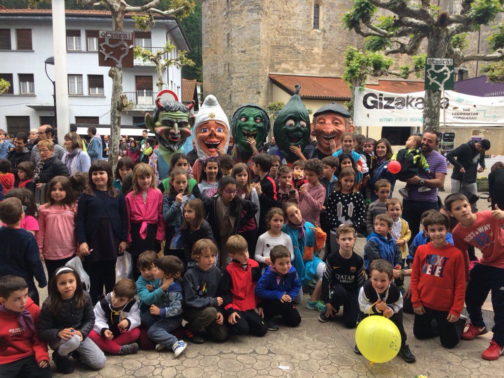 La cuarta reunión para organizar las fiestas de Azintzio, este miércoles