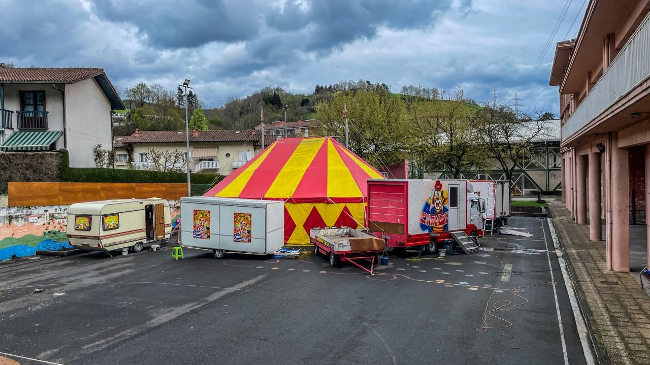 Doble espectáculo de circo en Legorreta